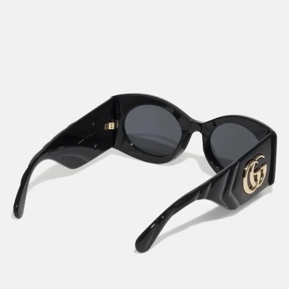 New- 💯 Original Gucci GG0810S 001 Oval Quilted Thick Rim sunglasse